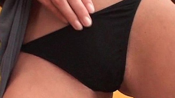 teen's squirt hard orgasm 12