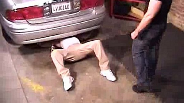 Jock Mechanic Gets Groped