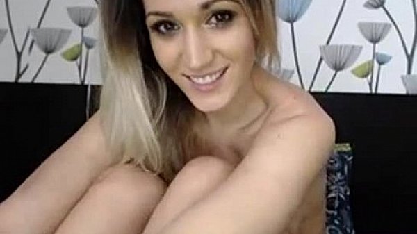 Hot Blonde MILF on cam