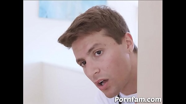 Lovely step Sister Andreina Deluxe Get Along with Her Big - Pornfam.com