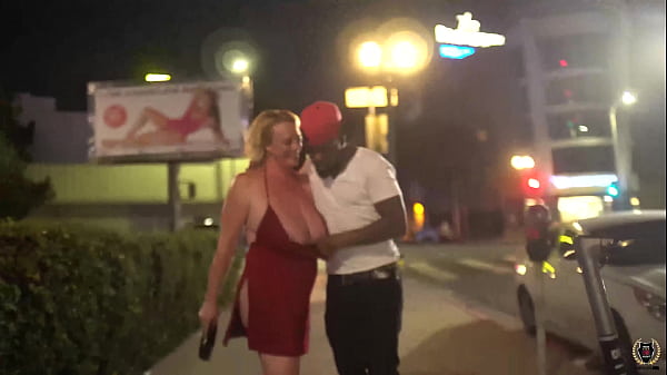 Exhibicionist Blonde Slut Cameron Skye Being Dicked By Rome Major!