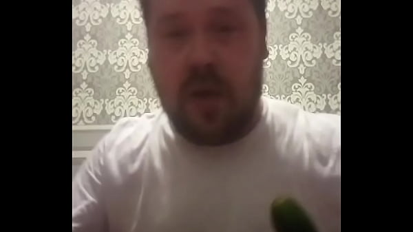 Упссс! Мой обед случайно попал на камеру! 