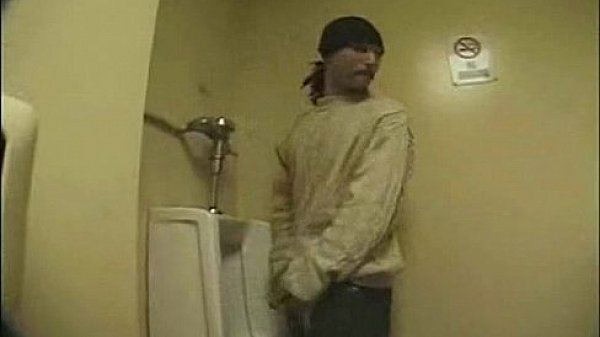 Big black in public - XVIDEOS.COM