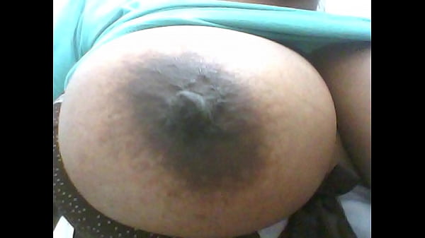 LAS RICAS Y DELICIOSAS TETAS DE MI MUJER Y SU BELLO CHOCHO