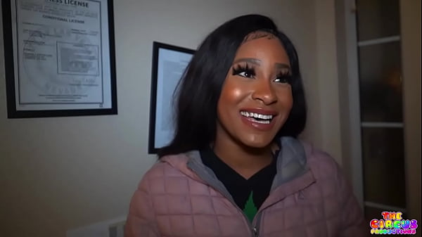 Clown fucks stripper from magic city 