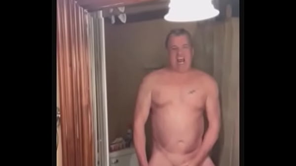 le miroir qui te donnera ton propre sperme &agrave; manger