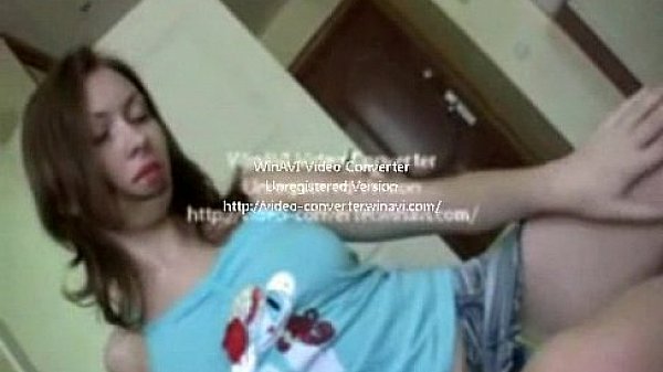 Chupetando a rola do namorado at&eacute; gozar