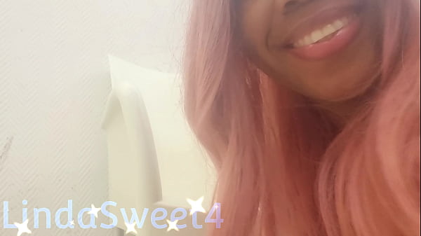 Une belle bite &agrave; sucer pour une belle black