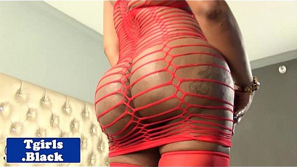 Bigass nubian shemale strokes her black cock