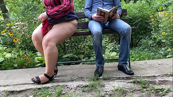 MILF with a royal ass takes off her panties and pees while I'm reading a book in the park 