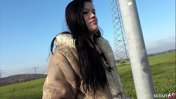 GERMAN SCOUT - DEUTSCHES GOTHIC TEEN FICKT FREMD BEI FAKE MODEL JOB IN BERLIN 