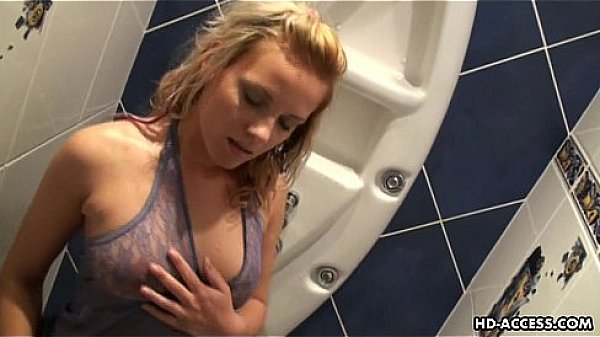 Sizzling hot blonde teen handles her clit in the shower