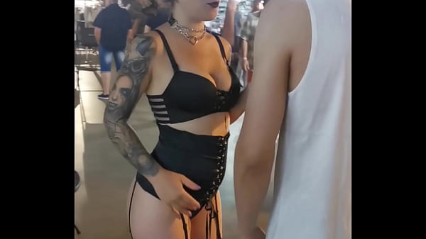 Dans 1h sortie d'une vid&eacute;o exclusive : j'ai film&eacute; un strip tease priv&eacute; avec ...