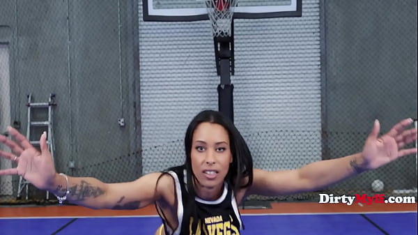 Ebony Fit MILF Freaky On A BBC