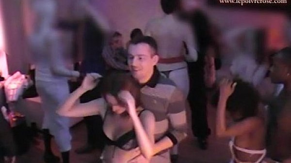 Spy cam at french private party! Camera espion en soiree privee.