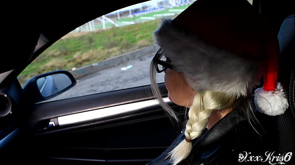 New Years Eve Hot Slut Sucks In Public Car And Gets Cum In Mouth 