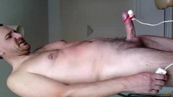 two cum squirts then I orgasm using vibrator