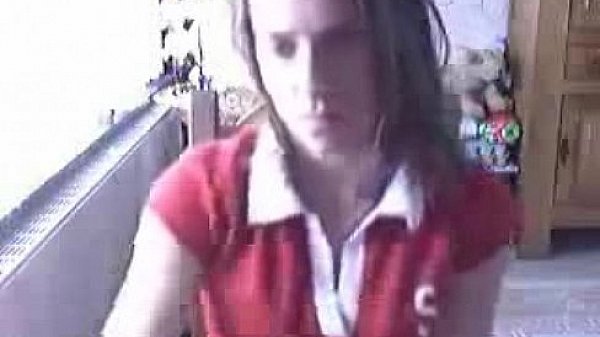 slut Masturbates on cam