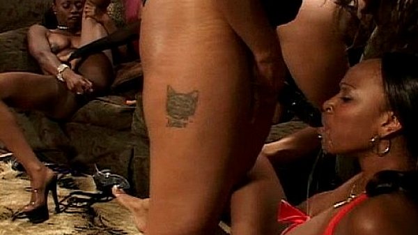 Metro - Gang O Girls - scene 1  