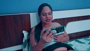 Hot Bhabhi caught her devar while he was masturbating after seeing her bra