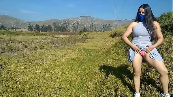 Compilado De Sexo Al Aire Libre De Esposa Puta Colombiana Celebrando El A&ntilde;o Nuevo Happy NEW YEAR  