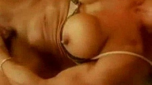 Mature big tits  housewife experiment her pussy