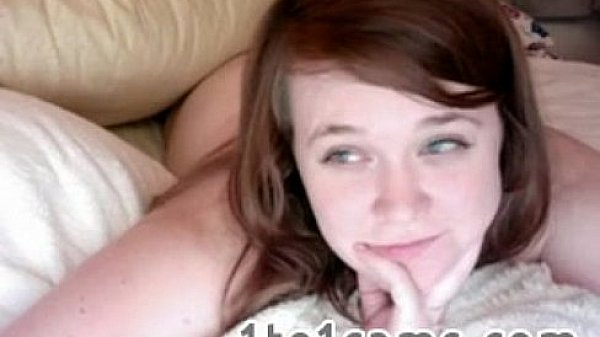 Big Fat Babe enjoys toys in pussy - 1to1cams.com