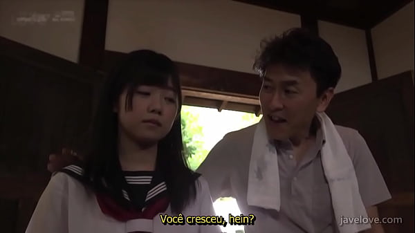 Primas se reencontram depois de anos (Legendado em Portugu&ecirc;s)