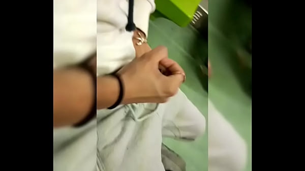 Metreando en l&iacute;nea caf&eacute;.. Mamada mutua, rica chaqueta con ricas vergas. Gay  