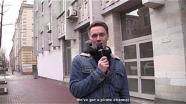 Hot amateur girl has sex with two studs scene 2