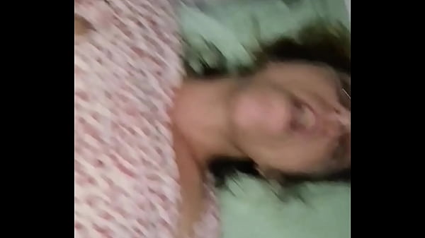 La rubia me follan el co&ntilde;o 