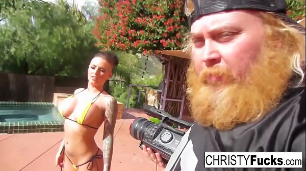 Brunette babe gets wet