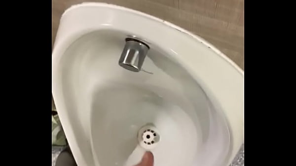 Public masturbation rubbing my cock