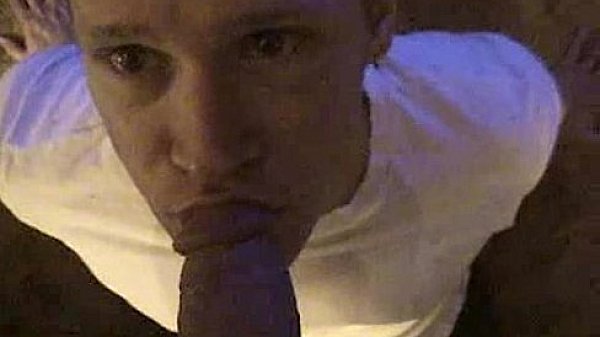 EL MEJOR TIO TRAGANDO MEO