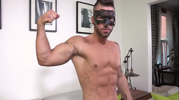 Ripped masked stud whips it out and plays with himself - BestGayCams.xyz