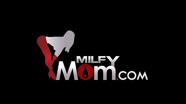 Brandi Love screams and moans while she gets her hungry muff drilled by big piece of hard wood