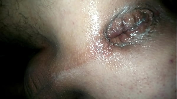 Zuerst ein Anal-Plug