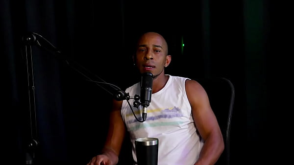 Gostava de ir no puteiro, achava que o pau era pequeno, gravou com famosas, a mulher mudou sua vida, e a produtora... - Negro Top Oficial (WATCH ON: SHEER/RED)  