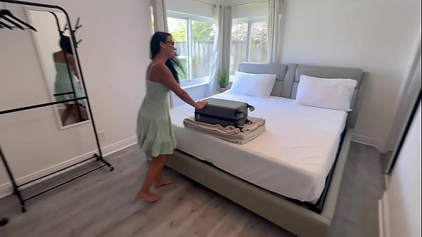 Sharing Bed With My Step Sis On Family Vacation