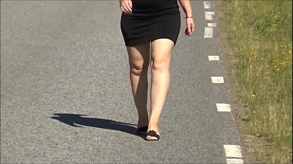 Business woman on a walk 