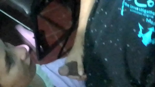 Nuestra amiga nos graba como nos damos besos y me la mama