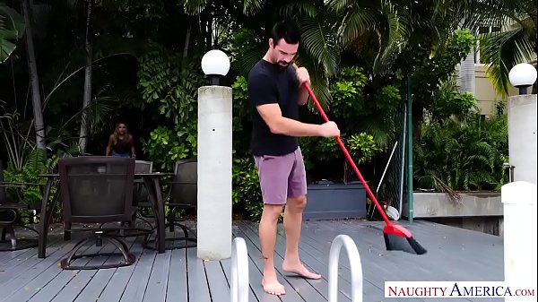 Creampie your wife's bubble butt friend! - Naughty America