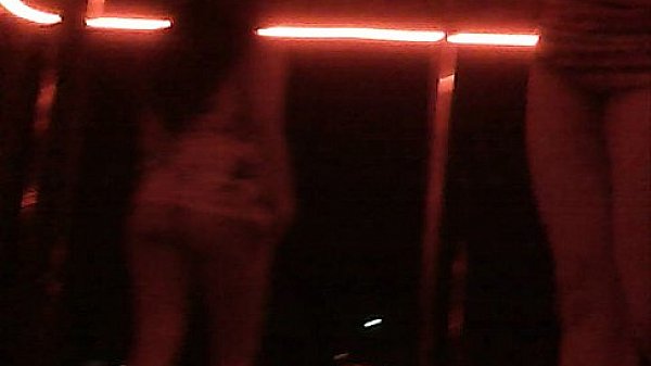 en un teibol de gustavo baz