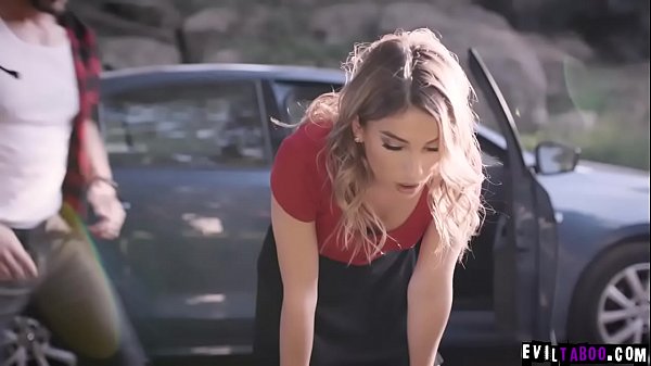 Horny mechanic fucked teen outside her car