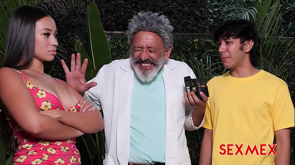 SEXMEX - HOTTIE GETS FUCKED BY AN EVIL CLONE . Daniela Andrea Rick Y Martin