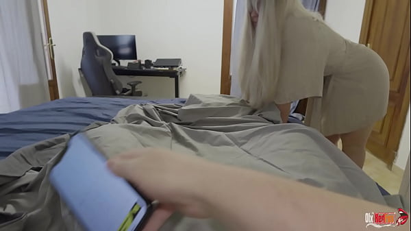 I use a time-stopping app to fuck my stepmom in her ass - Olx Red Fox