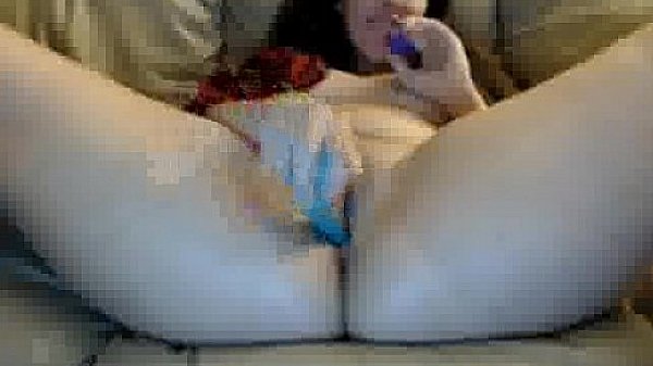 Amateur Chubby Brunette Toying Her Sweet Pussy  