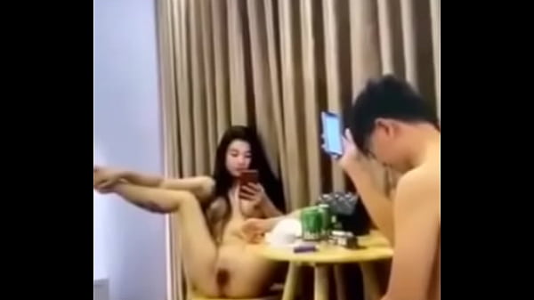 C&ocirc; vợ d&acirc;m đ&atilde;ng th&iacute;ch b&uacute; cu  