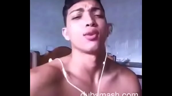 Sabe o que ela quer? Pau, pau...