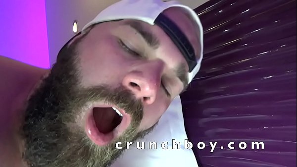 mec viril bais&eacute; no capote par un ttbm